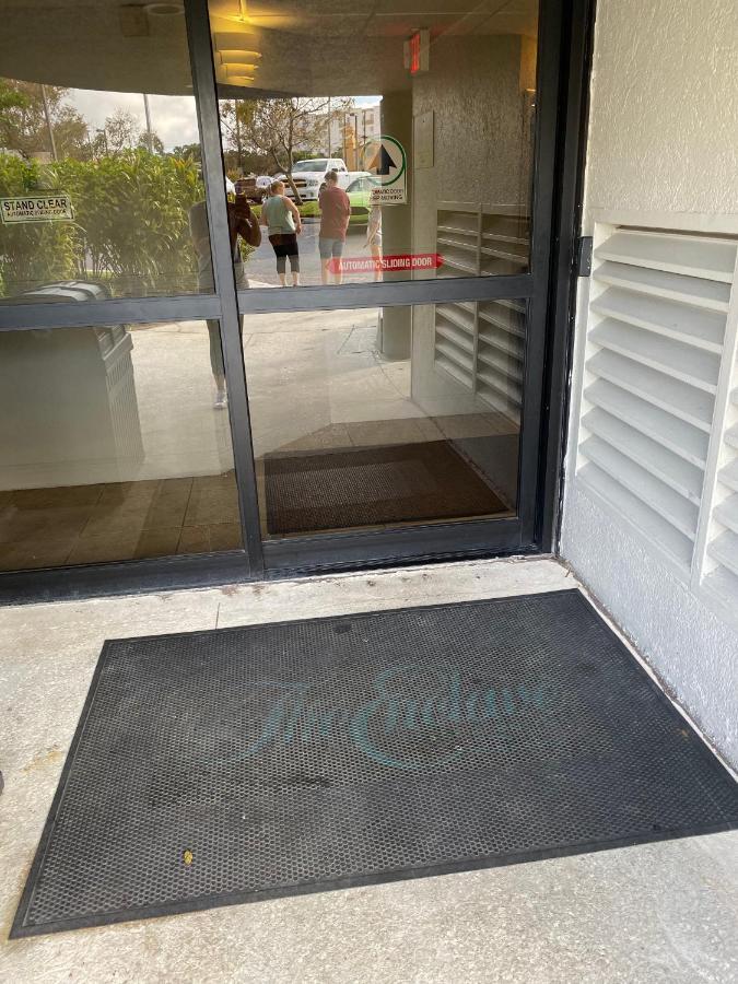 Apartamento Spacious Close To Theme Parks